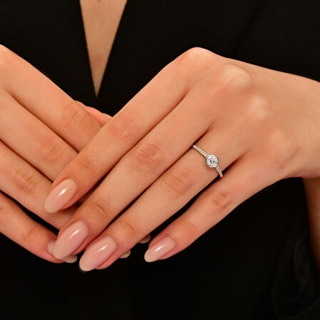 0.14 Karat Pırlanta Tektaş Yüzük