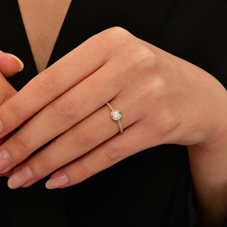 0.17 Karat Pırlanta Tektaş Yüzük