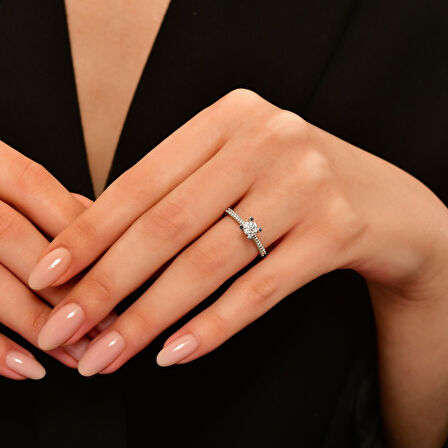 0.20 Karat Pırlanta Tektaş Yüzük