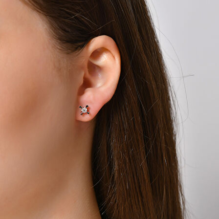 0.26 Karat Pırlanta Tektaş Küpe