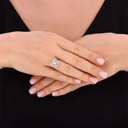 0.15 Karat Baget Pırlanta Yüzük