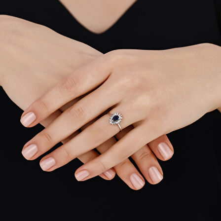 0.05 Karat Safir Taşlı Pırlanta Yüzük