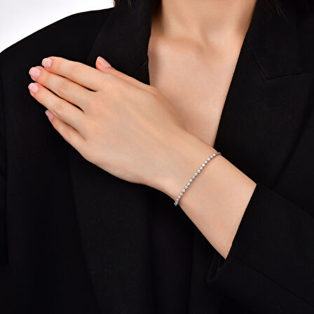 0.65 Karat Pırlanta Su Yolu Bileklik