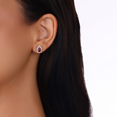 0.28 Karat Pırlanta Fantezi Yakut Küpe