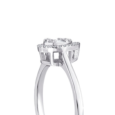 0.19 Karat Baget Taşlı Pırlanta Yüzük