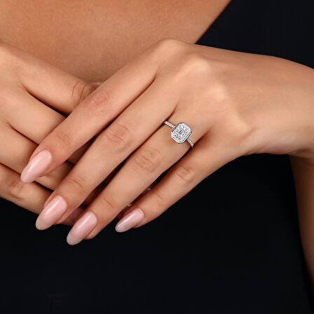 0.32 Karat Pırlanta Yüzük