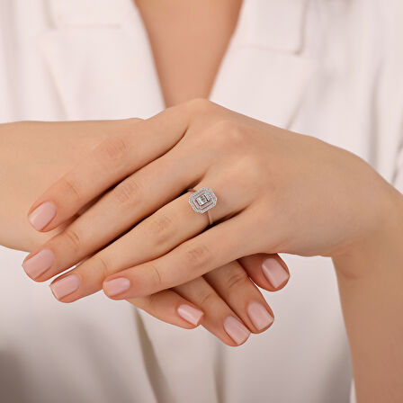 0.20 Karat Baget Pırlanta Yüzük