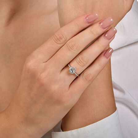 Pırlanta Violet Taşlı Yüzük