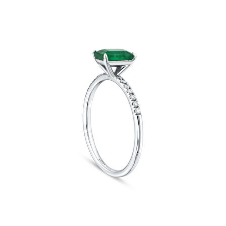 0.07 Karat Zümrüt Taşlı Pırlanta Yüzük