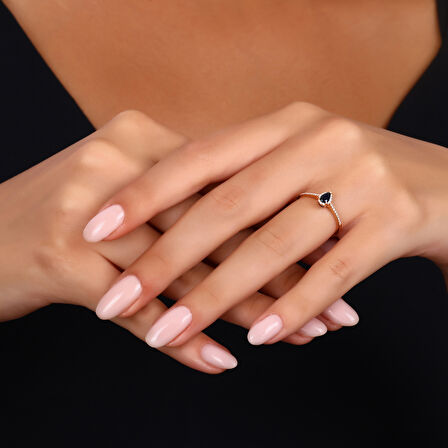 0.11 Karat Safir Taşlı Pırlanta Yüzük