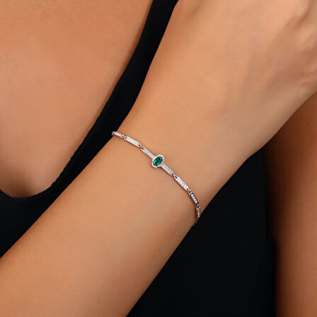 0.28 Karat Zümrüt Taşlı Pırlanta Bileklik