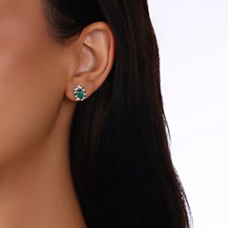 0.14 Karat Zümrüt Taşlı Pırlanta Küpe