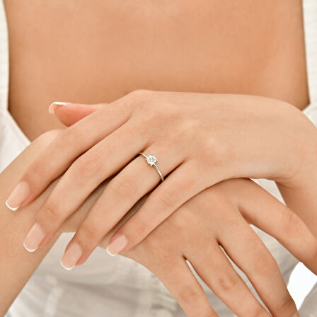 0.15 Karat Pırlanta Buket Yüzük