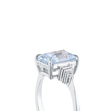 0.11 Karat Violet Taşlı Pırlanta Yüzük