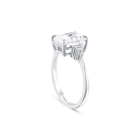 0.11 Karat Pırlanta Violet Taşlı Yüzük