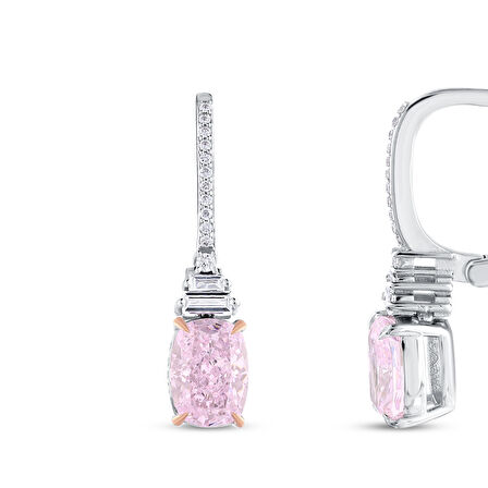 0.17 Karat Violet Taşlı Pırlanta Küpe