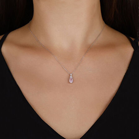 0.08 Karat Violet Taşlı Pırlanta Kolye