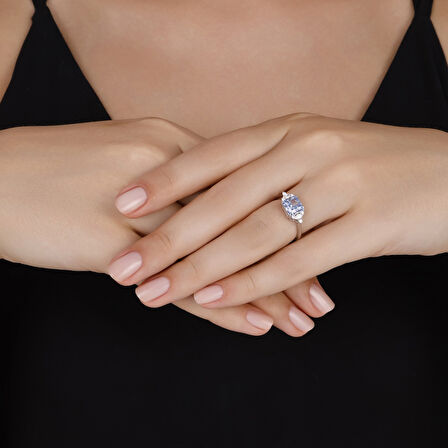 0.21 Karat Violet Taşlı Pırlanta Yüzük