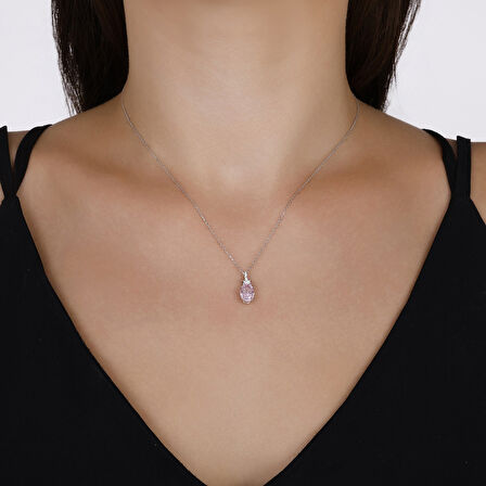 0.06 Karat Violet Taşlı Pırlanta Kolye