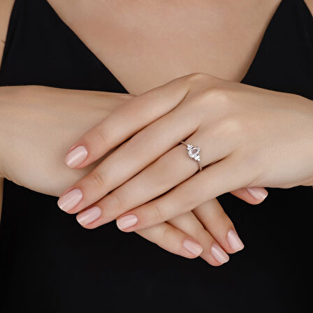 0.10 Karat Violet Taşlı Pırlanta Yüzük