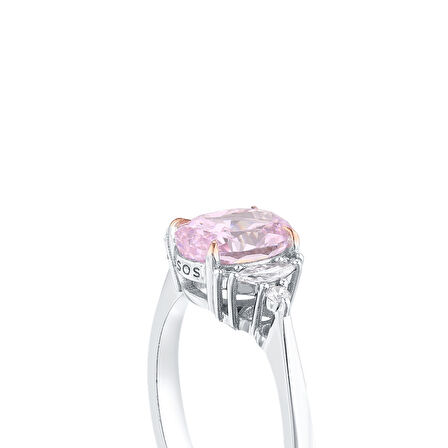 0.22 Karat Violet Taşlı Pırlanta Yüzük