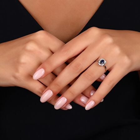 0.07 Karat Safir Taşlı Pırlanta Yüzük