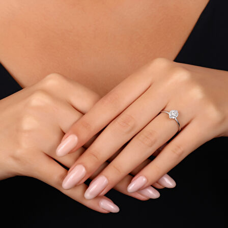 0.17 Karat Pırlanta Tasarım Yüzük