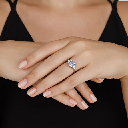 0.19 Karat Violet Taşlı Pırlanta Yüzük