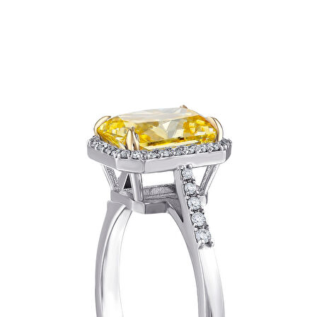 0.20 Karat Pırlanta Sarı Violet Taşlı Yüzük