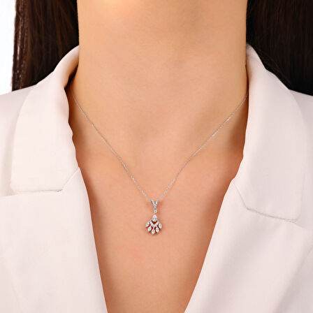 0.59 Karat Pırlanta Fantezi Kolye