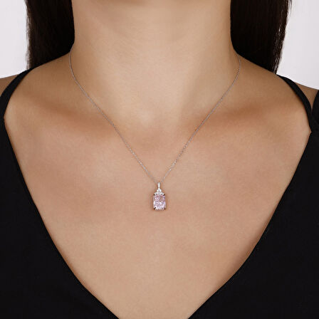 0.13 Karat Violet Taşlı Pırlanta Kolye