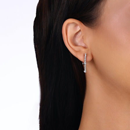 0.45 Karat Pırlanta Su Yolu Küpe