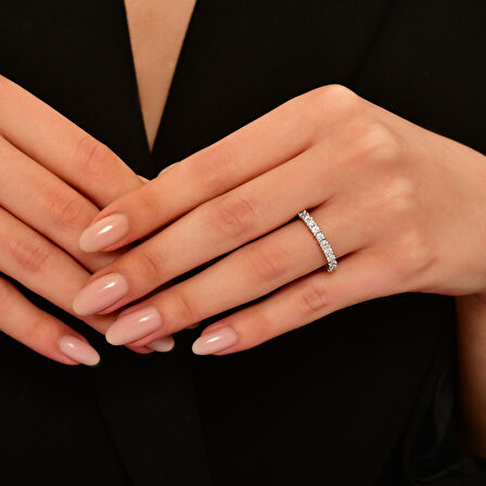 0.51 Karat Pırlanta Yarım Tur Yüzük