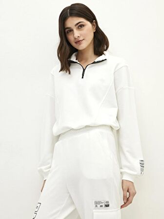 Dik Yaka Yazı Baskılı Uzun Kollu Kadın Sweatshirt