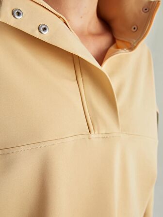 Dik Yaka Düz Uzun Kollu Kadın Sweatshirt