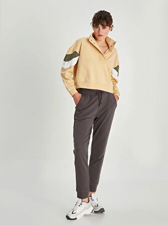 Dik Yaka Düz Uzun Kollu Kadın Sweatshirt
