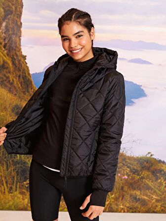 Kapüşonlu Kapitone Uzun Kollu Kadın Outdoor Şişme Mont