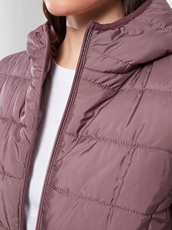 Kadın Kapüşonlu Düz Şişme Mont