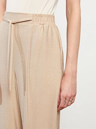 Kadın Beli Lastikli Standart Fit Düz Pantolon