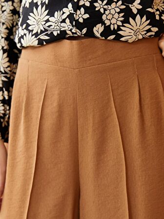 Rahat Kalıp Düz Geniş Paça Kadın Pantolon