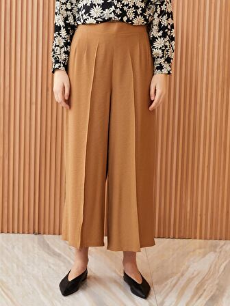 Rahat Kalıp Düz Geniş Paça Kadın Pantolon
