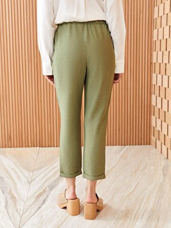 Kadın Havuç Kesim Düz Pantolon