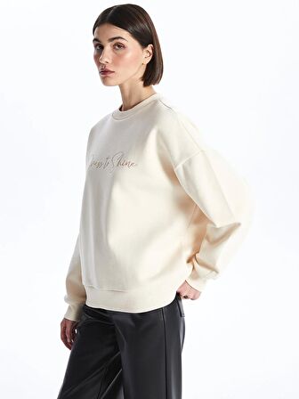 Bisiklet Yaka Nakışlı Uzun Kollu Oversize Kadın Sweatshirt