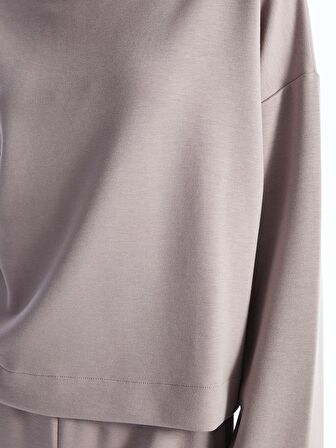 Dik Yaka Oversize Kadın Sweatshirt