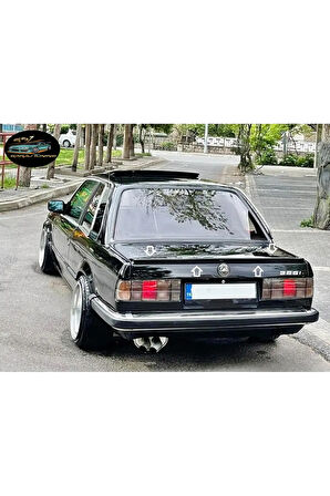 BMW E30 M1 İÇİ DOLU ÇİFT KALIP BAGAJ SPOYLER