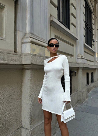 Lilian Cut Out Mini Elbise 2819