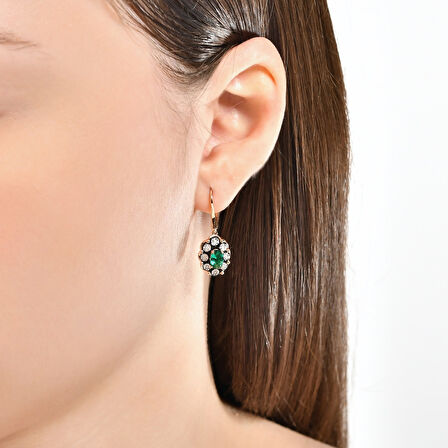 0.06 Karat Elmas Fantezi Küpe