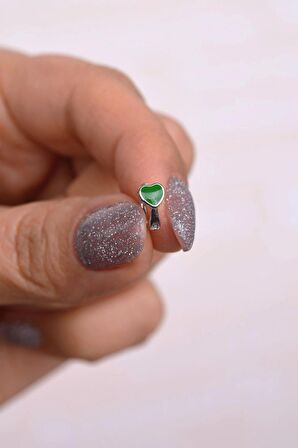 Yeşil Kalpli Halka Tragus Piercing Helix Kıkırdak Küpesi Gümüş Renkli