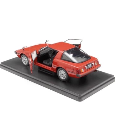 WhiteBox 1:24 Mazda RX-7 SA22C Kırmızı Diecast Model Araba