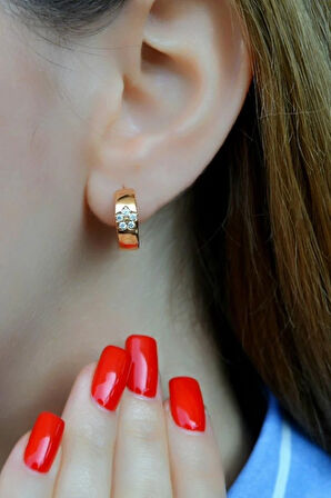 Rose Gold Zirkon Taşlı Çiçek Küpe – Dayanıklı ve Şık Halka Model Zirkon Çiçek Detaylı Rose Halka Küpe